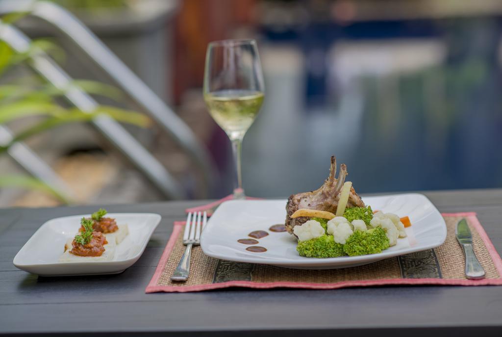 Skor Boutique Hotel Siem Reap Ngoại thất bức ảnh